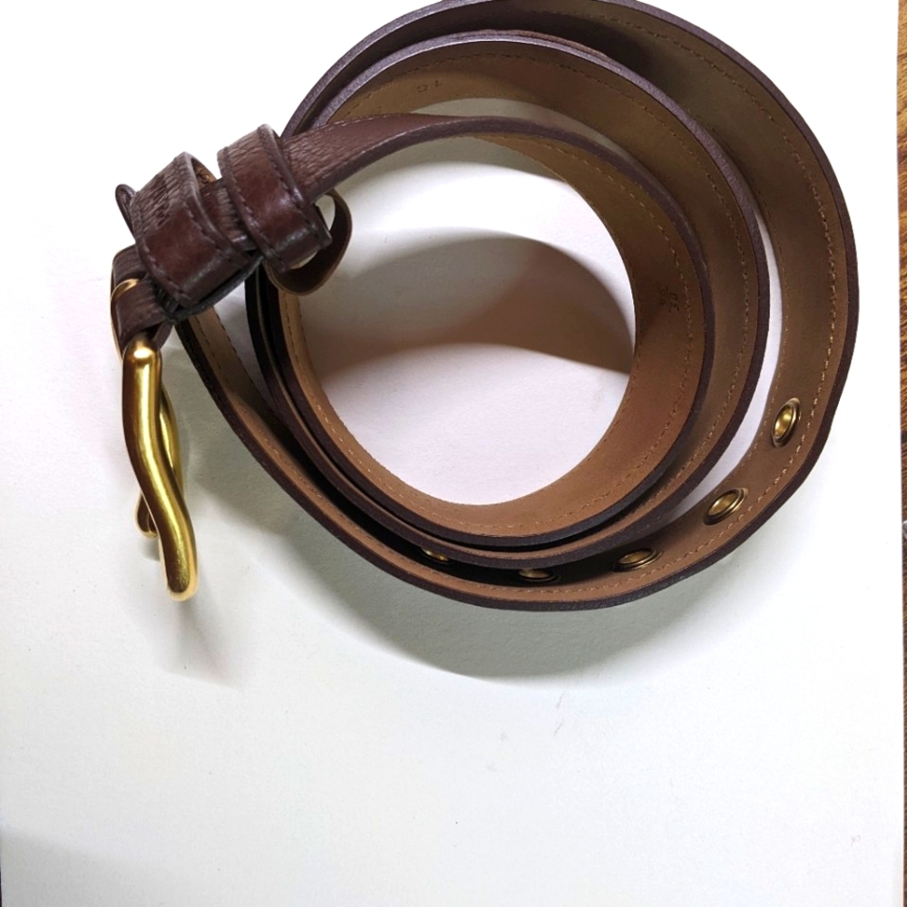 Prada belt excellent condition Size 38